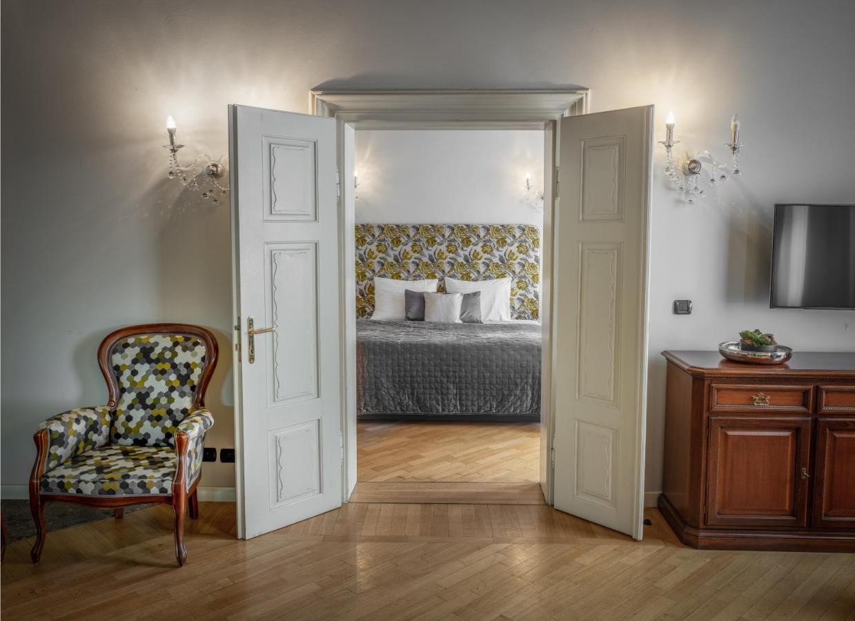 Chateau 9 By Adrez Apartment Prag