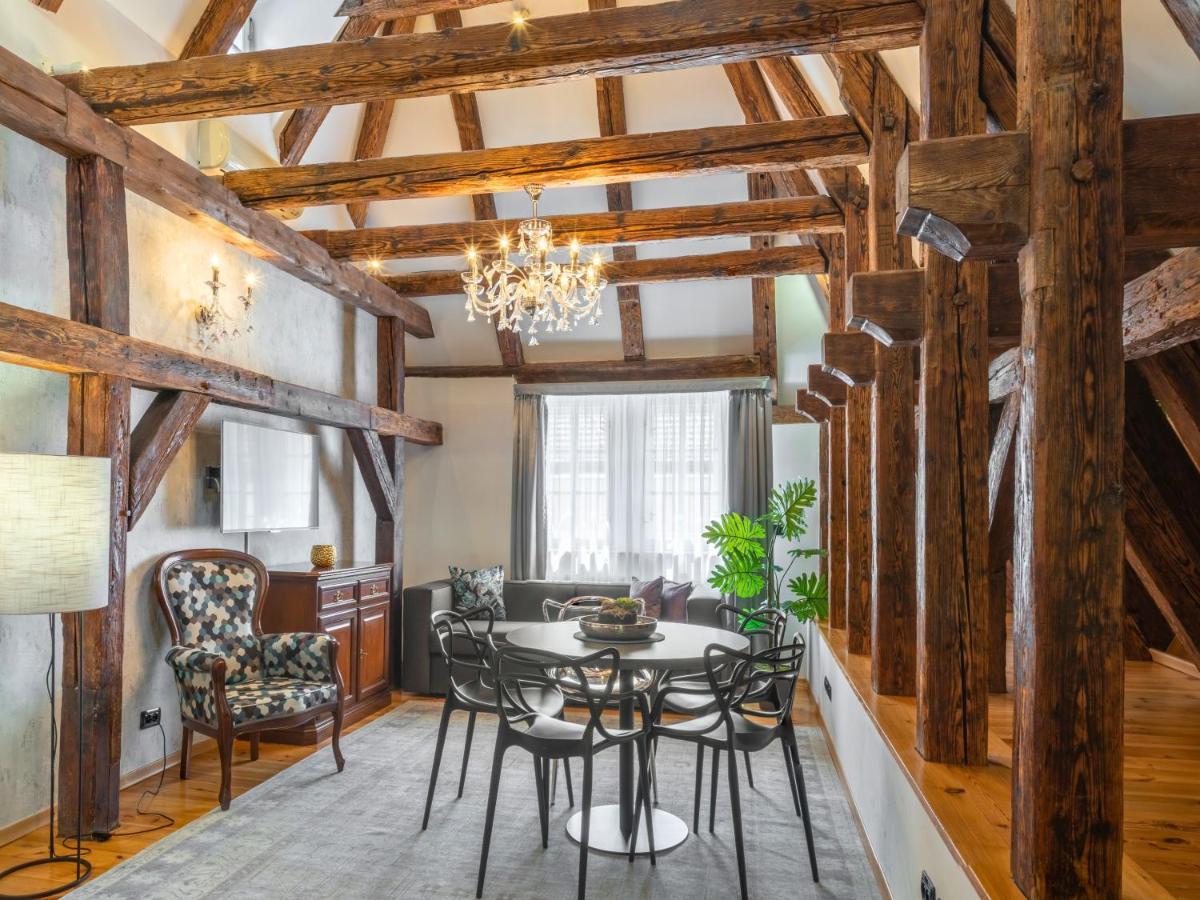 Chateau 9 By Adrez Apartment Prag